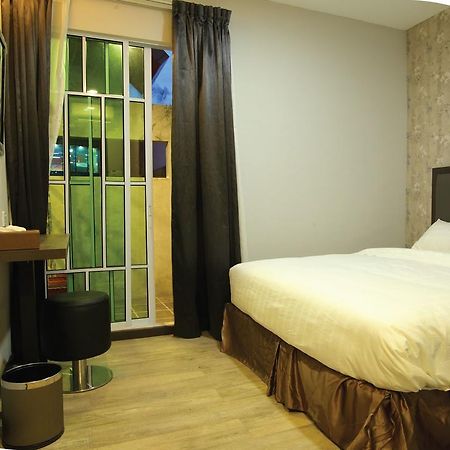 Eatern Hotel Batam Eksteriør billede